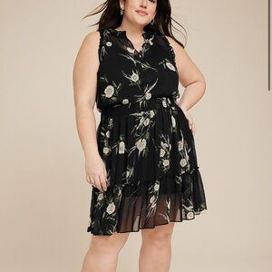 🛍️🤩🔥HOT SALE ALERT🔥 Maurice’s Plus Size Floral Ruffle Trim Skater Dress 👗 2X